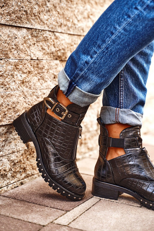 Чоботи жіночі з вирізом Blak Hampton