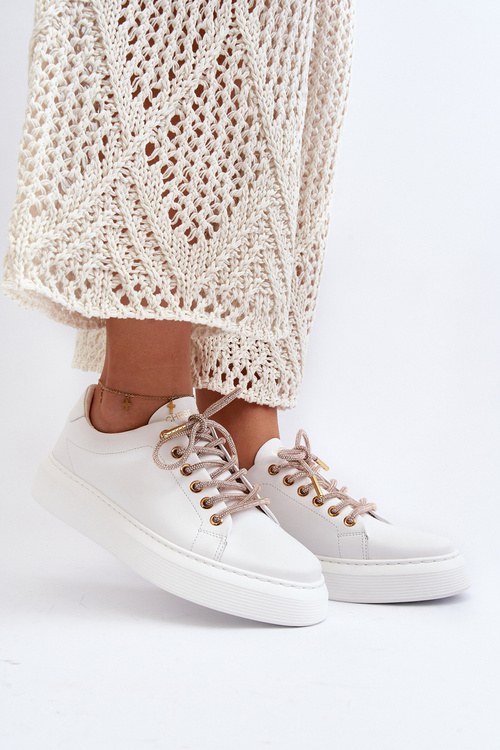 Шкіряне жіноче спортивне взуття CheBello 4362 Біле