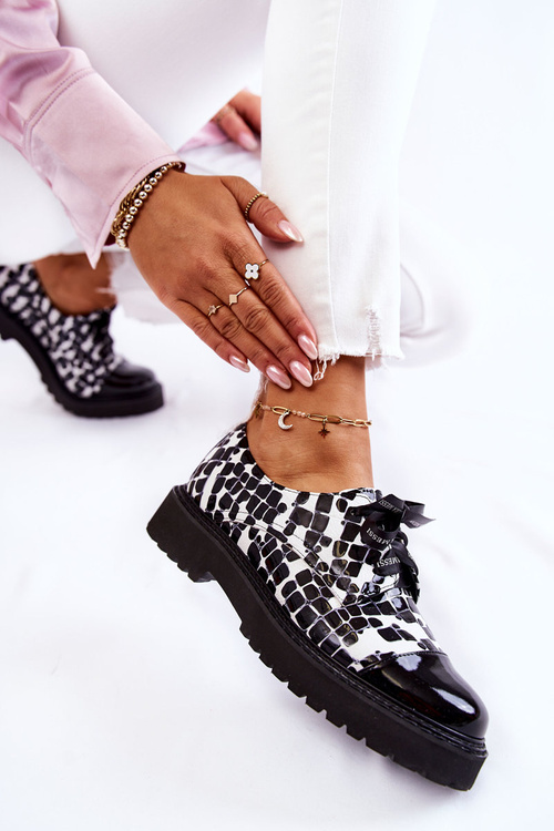 Лаковані туфлі Laura Messi 2441 Чорно-білі