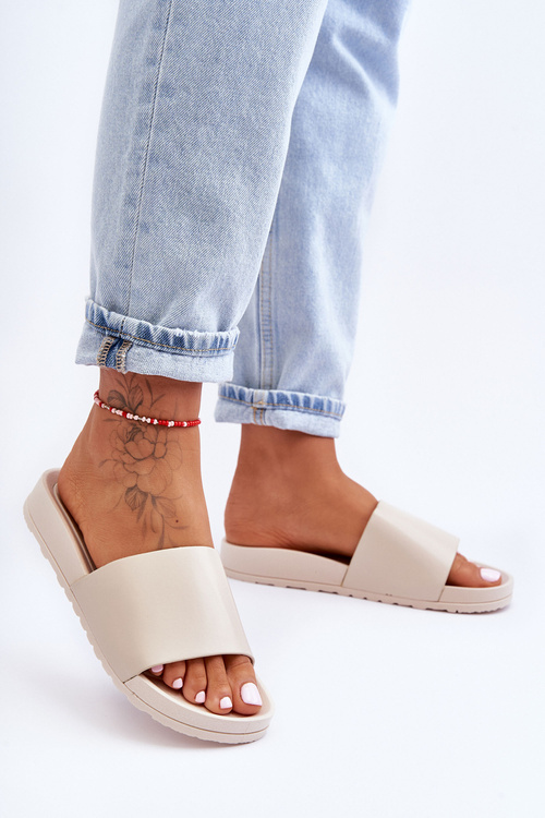 Жіночі класичні тапочки бежеві Rolien