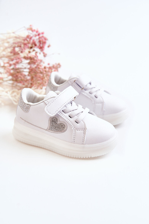 Дитяче шкіряне спортивне взуття на липучці Білий Baylene