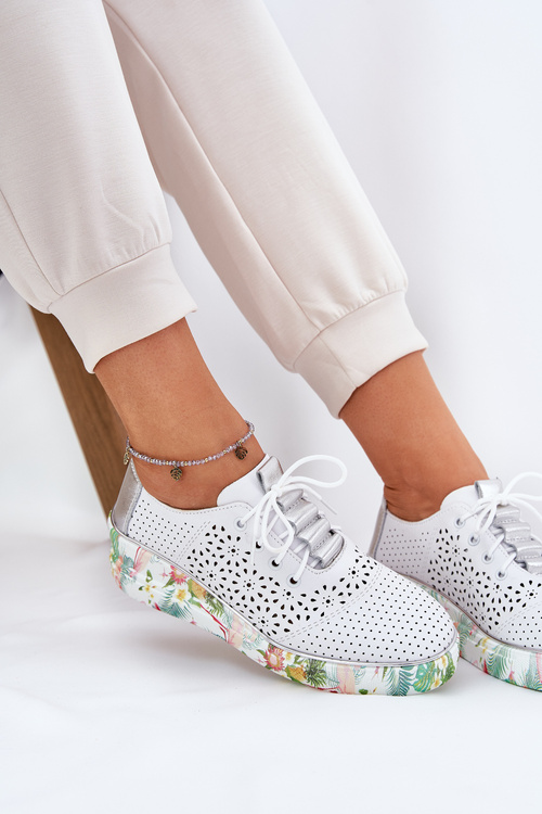 Жіноче Шкіряне Взуття На Танкетці Artiker 56C1799 Біло-Сріблясте