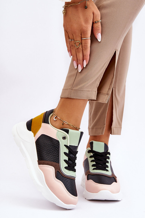 Жіночі шкіряні кросівки на платформі чорно-зелені Chaya