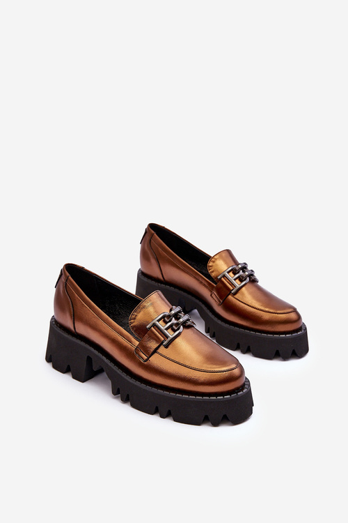 Жіночі шкіряні лофери із золотистим орнаментом Lyndani