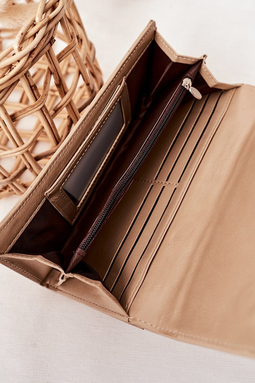 Великий жіночий гаманець з магнітом бежевий