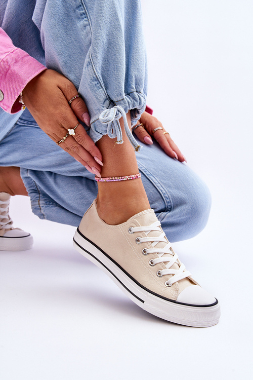 Класичні низькі жіночі кросівки світло-бежеві Vegas