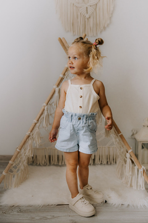 Дитяче спортивне взуття на липучці бежеве Elike