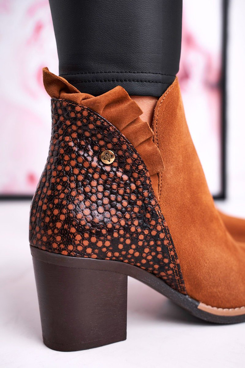 Жіночі шкіряні чоботи на підборах Maciejka Camel 04833-43