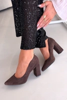 Коричневий, бежевий