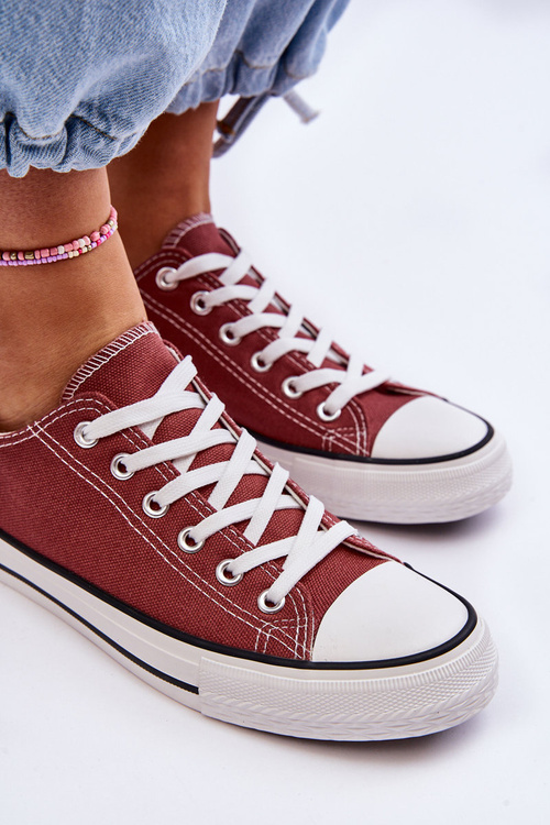 Класичні низькі жіночі кросівки коричневого кольору Vegas