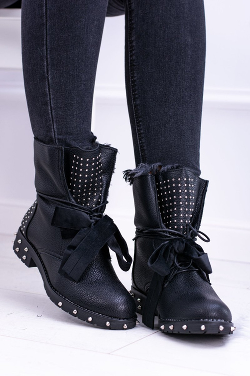 Жіночі утеплені черевики з шипами і стразами Neso