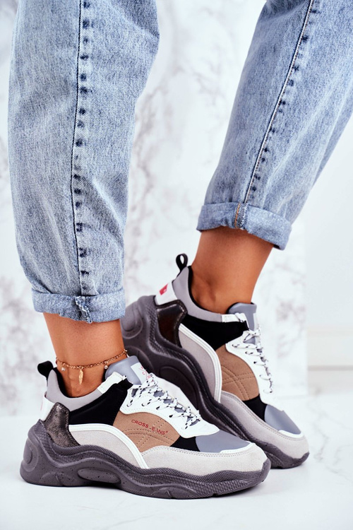 Жіноче спортивне взуття Cross Jeans сіре GG2R4037