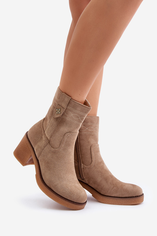 Утеплені жіночі чоботи на підборах бежеві Vailia