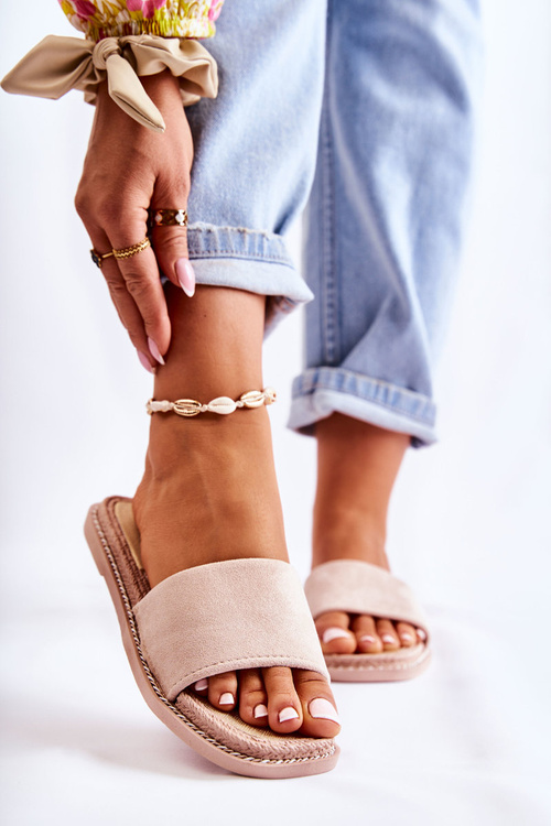 Замшеві жіночі тапочки бежево-зелені