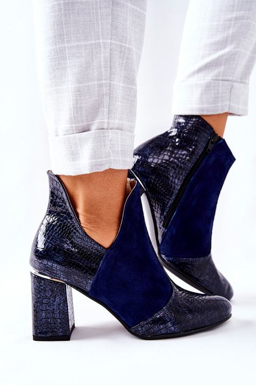 Жіночі шкіряні чоботи на каблуці темно-сині I Wish