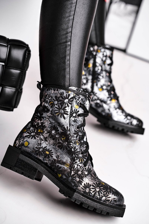 Чоботи жіночі шкіряні Maciejka Flower 04869-38