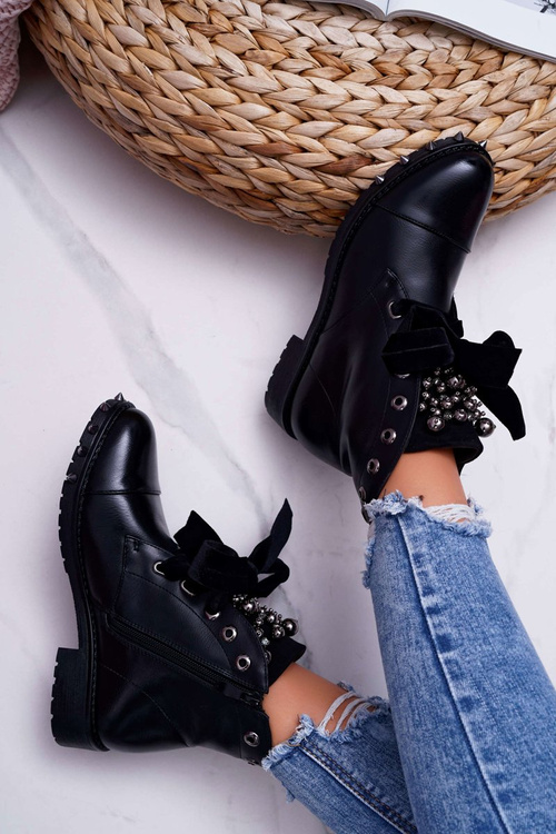 Жіночі теплі чоботи Гретана з шипами стрічки