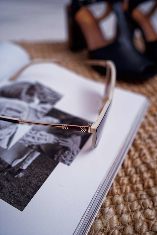 Бежеві сонцезахисні окуляри Prius PR-V41