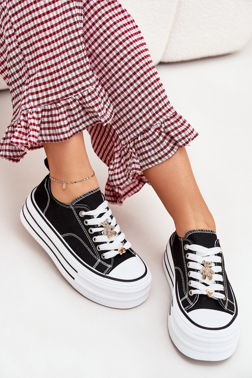 Жіночі Кросівки На Платформі З Золотими Прищіпками Чорні Fiorina