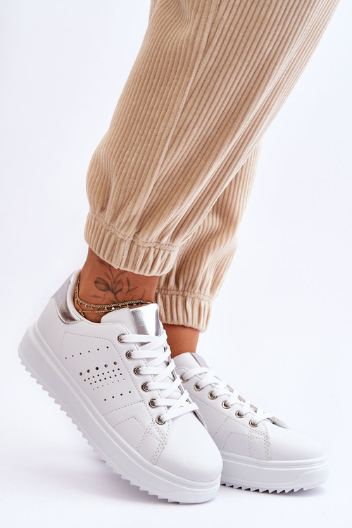 Жіноче спортивне взуття сріблясто-біле Be First!