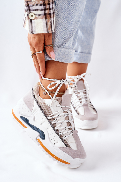 Жіноче спортивне взуття Кросівки White Aland