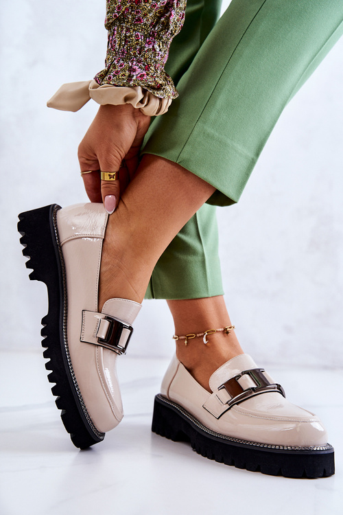 Туфлі лаковані світло-бежеві Corine