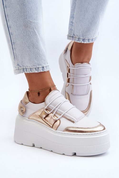 Жіночі шкіряні кросівки Zazoo 1833 на масивній підошві біло-золоті