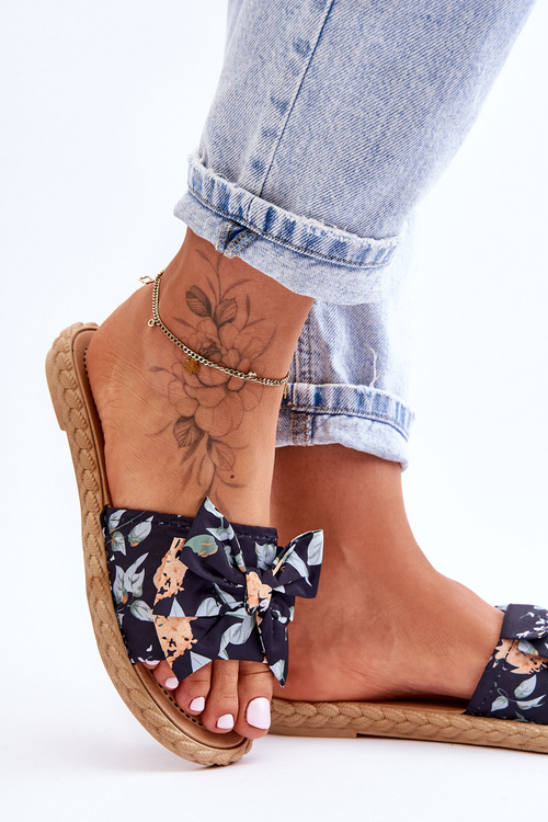 Жіночі тапочки з тканинним бантом Black Blossom