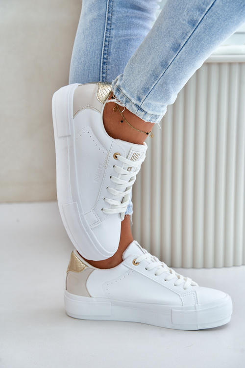 Теплі жіночі кросівки на платформі Big Star OO274A452 Білі