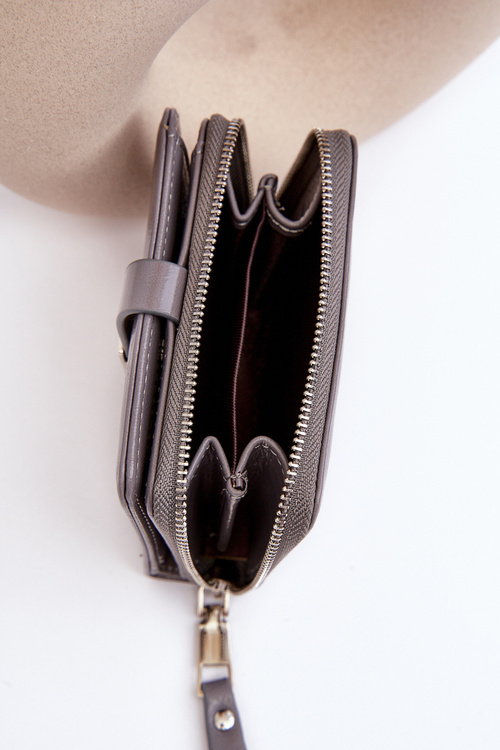 Гаманець жіночий глянсовий з екошкіри сірого кольору Zalirna