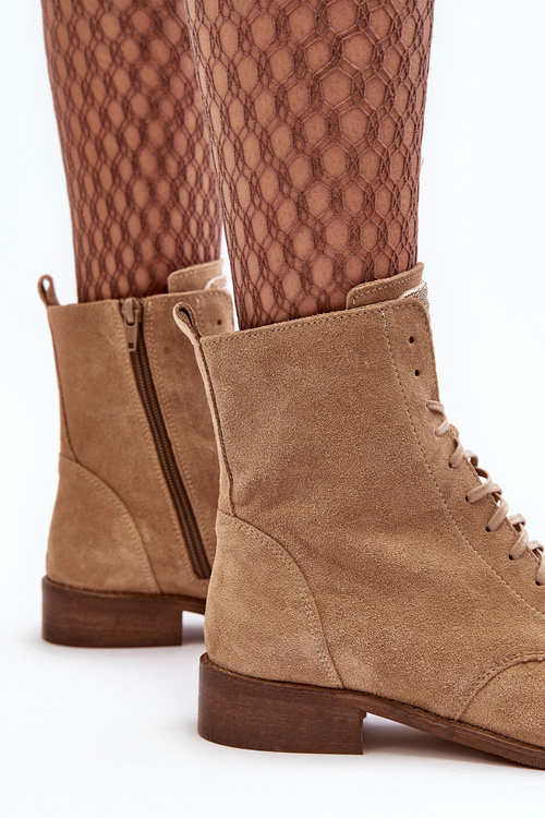 Жіночі замшеві бежеві чоботи Nicole 2848