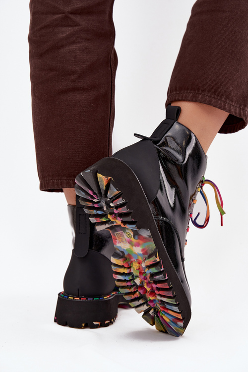 Шкіряні лаковані жіночі черевики Artiker 57C0064 Чорні