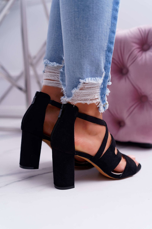 Жіночі босоніжки на шпильці замшеві чорні Lemilia