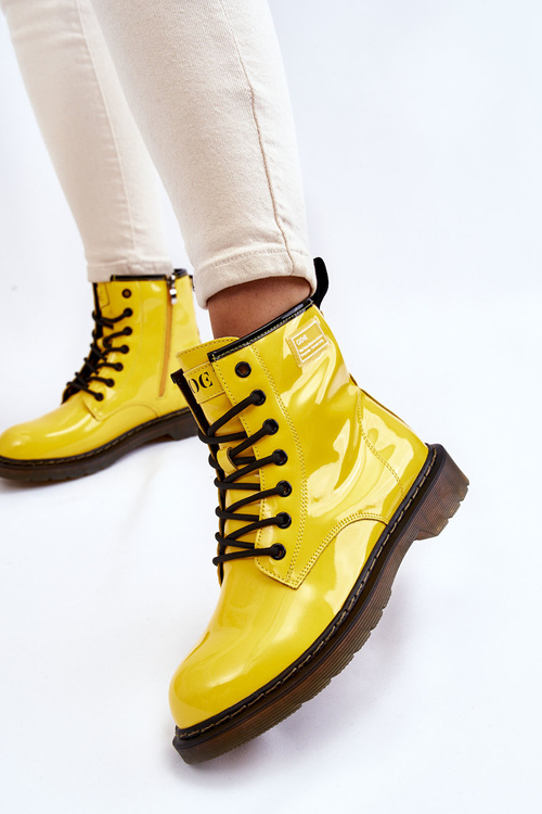 Чоботи жіночі лаковані утеплені GOE II2N4054 Жовті