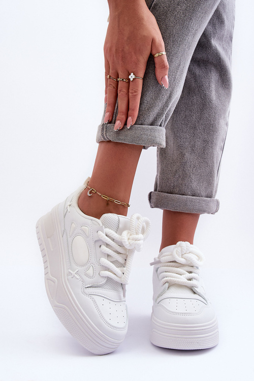 Жіночі кросівки на платформі білі Finos