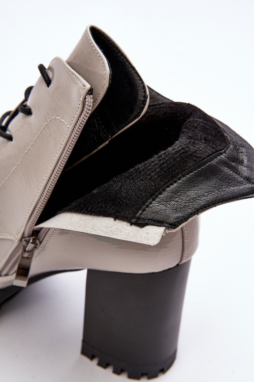 Чоботи лаковані на підборах з утеплювачем світло-сірі SBarski MR870-54