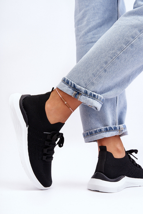 Класичне жіноче спортивне взуття чорного кольору Nikilla