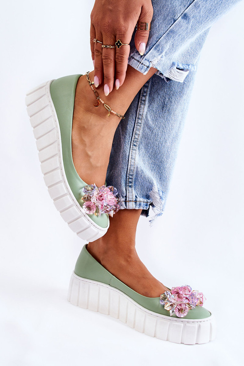 Шкіряні балетки на платформі з різнобарвним орнаментом зеленого ладетту