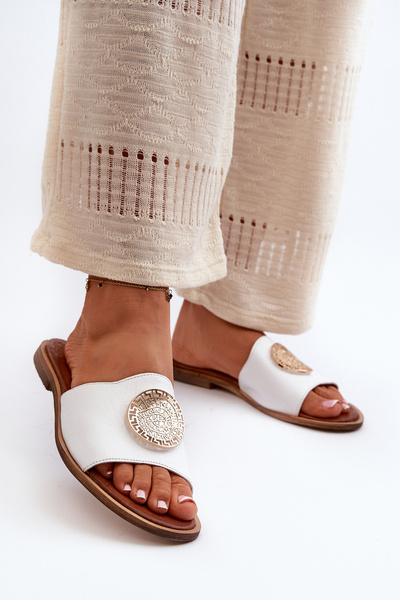 Zazoo 2938 Білі шкіряні тапочки на плоскій підошві з орнаментом