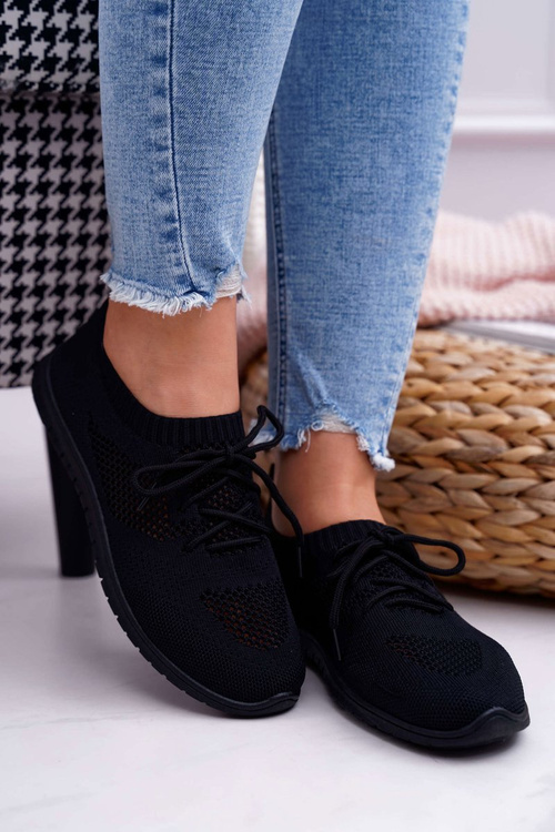 Жіноче спортивне взуття чорного кольору Jenny