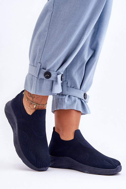 Жіноче спортивне взуття темно-синього кольору Claris