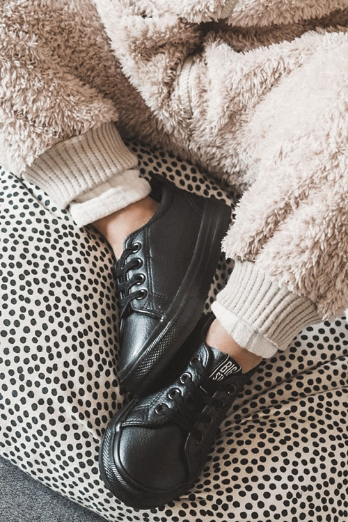 Шкіряні кросівки BIG STAR JJ374025 Чорні