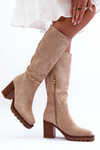Жіночі замшеві чоботи на масивному каблуці бежеві Virdana