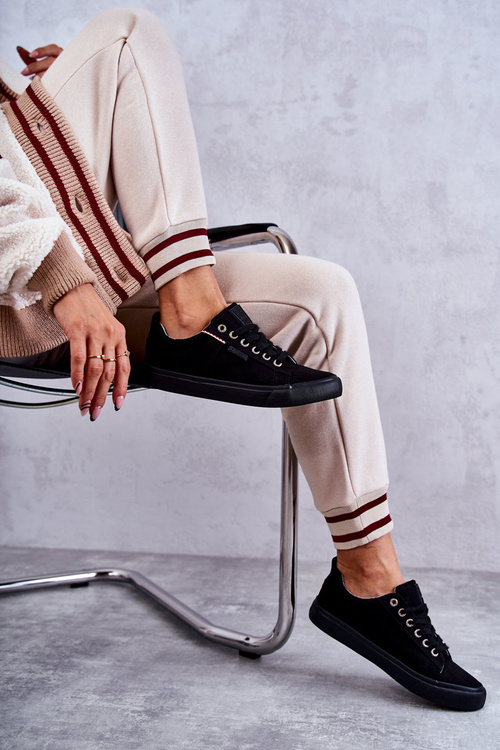 Жіночі низькі кросівки Big Star KK274004 Чорні