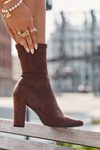 Жіночі чоботи на підборах із швами коричневі Rosivelle