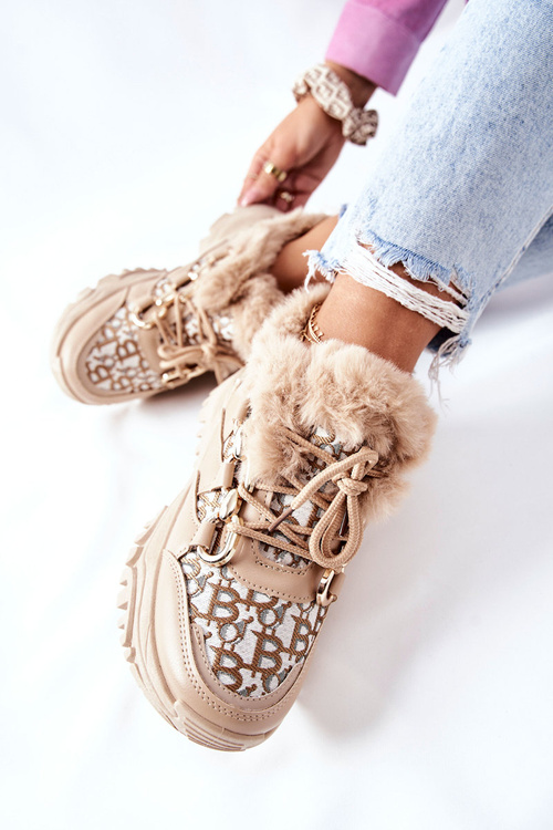 Жіноче утеплене спортивне взуття кольору хакі Heart Beats