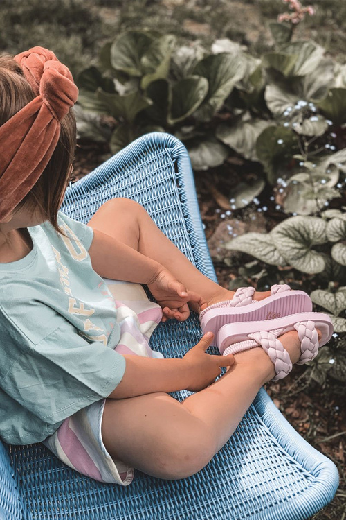 Дитячі босоніжки на зав'язці фіолетові Cutie-Pie