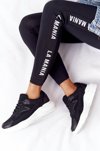 Жіночі кросівки на масивній підошві Black Delusion