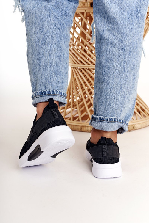 Жіноче спортивне взуття без сліпів з піни з ефектом пам'яті Big Star FF274890 Чорний