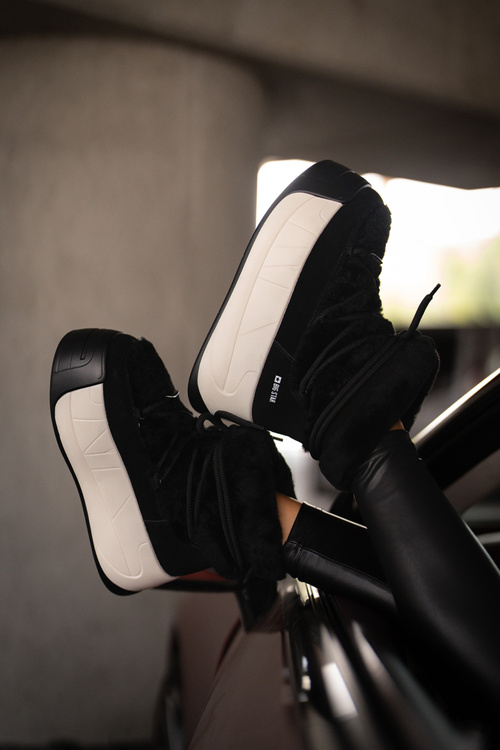 Жіночі шкіряні зимові черевики на товстій підошві з хутром Big Star OO274A206 Чорні